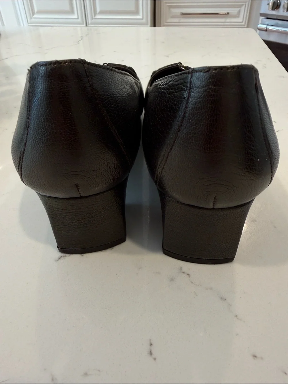 Vintage Stuart Weitzman Brown Leather Horsebit Block Heel Pumps Size 9B Spain